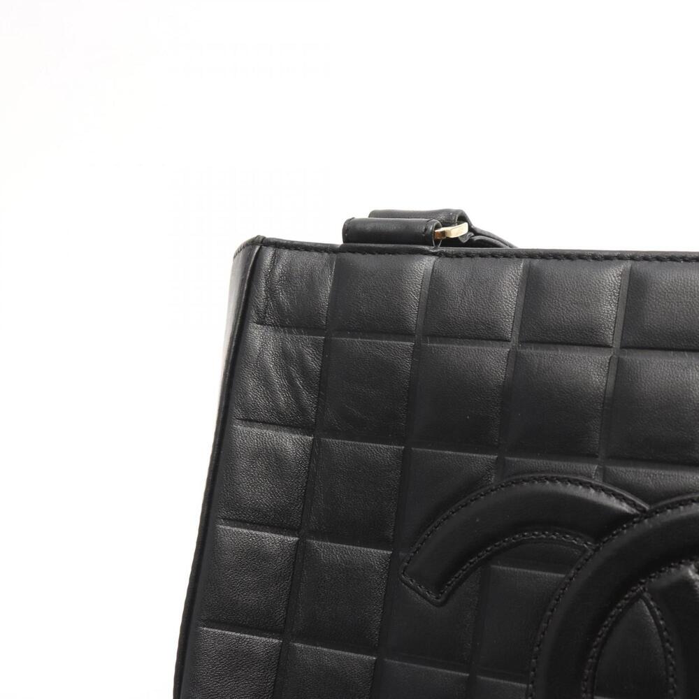 CHANEL Black Lambskin Leather Tote Bag - Picture 8 of 14